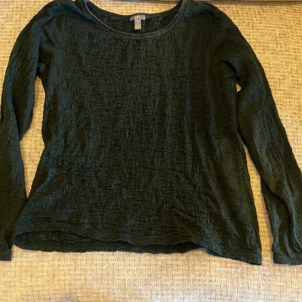 J.Jill Krinkle too long sleeve with velvet trim on neckline